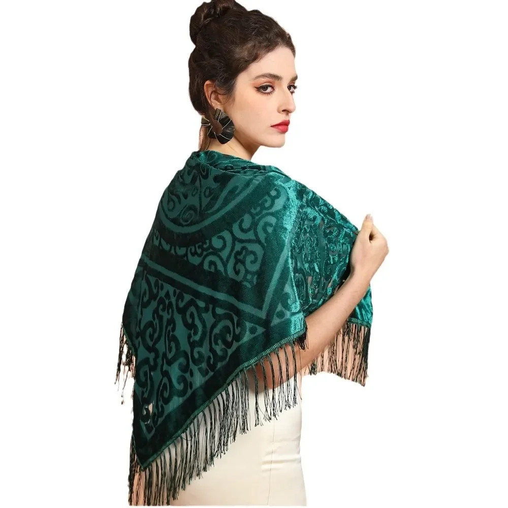 AW25 Velvet Jacquard Shawl wit - огляд і ціна Shawl Wrap Winter