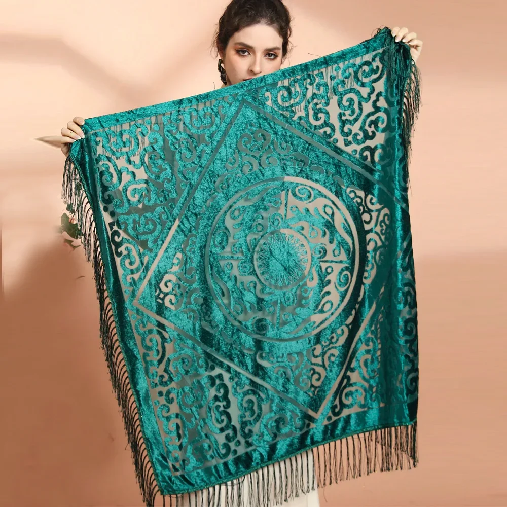 AW25 Velvet Jacquard Shawl wit - огляд і ціна Shawl Wrap Winter