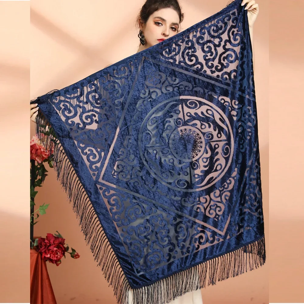AW25 Velvet Jacquard Shawl wit - огляд і ціна Shawl Wrap Winter